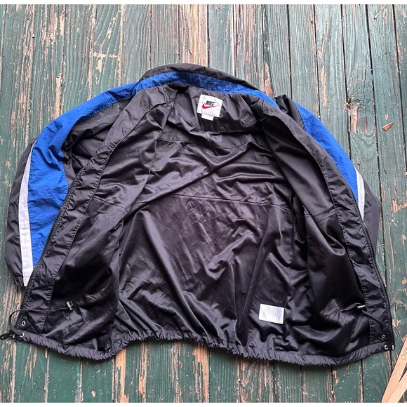 Jacket - Picture 10 of 12